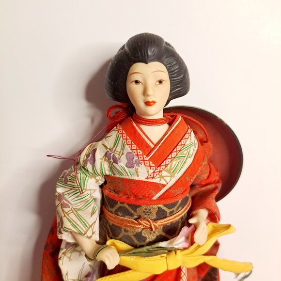 Exquisite Vintage Japanese Porcelain Geisha Doll - Picture 9 of 10